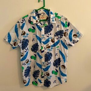 Urban Pipeline Ultimate Shirt tropical print short sleeve.